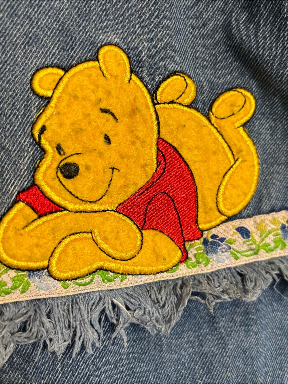 Vtg. Y2K Winnie the Pooh 12M Denim Overall Dress - Pink & Yellow Appliqué - Picture 4 of 9